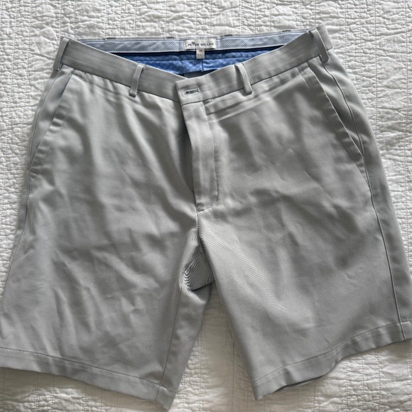 Peter Millar - Khaki Grey Shorts - Size 33 - Picture 1 of 6